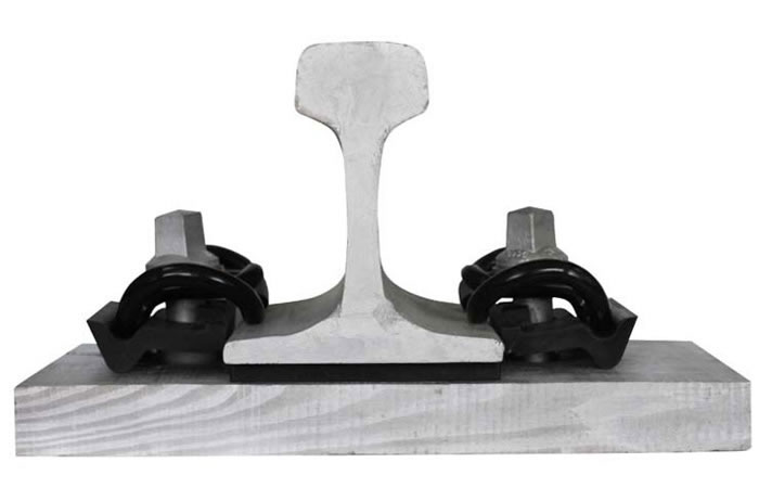 SKL fastening system for heavy rail