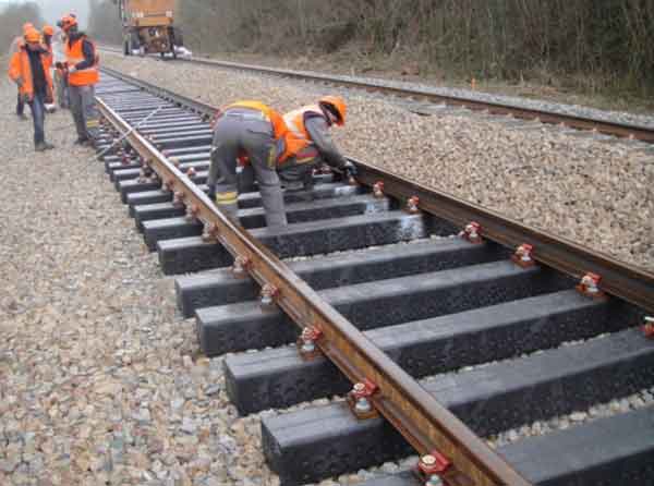 composite rail sleepers for railway system