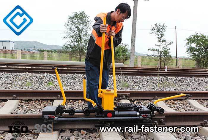 rail gap adjuster