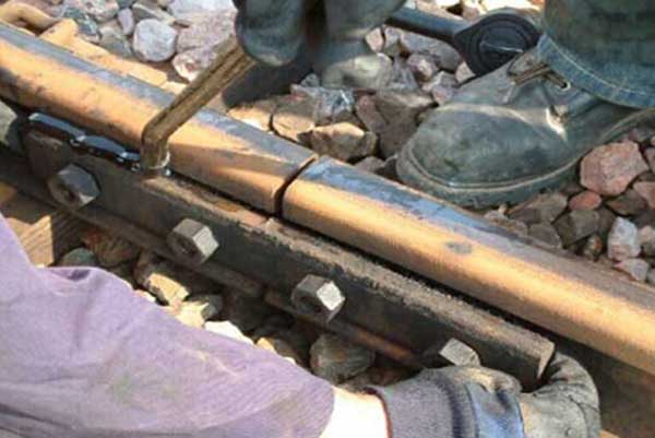 railway joint installation