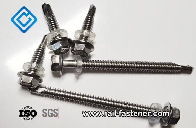 SS 304 Bolt VS Iron Bolt