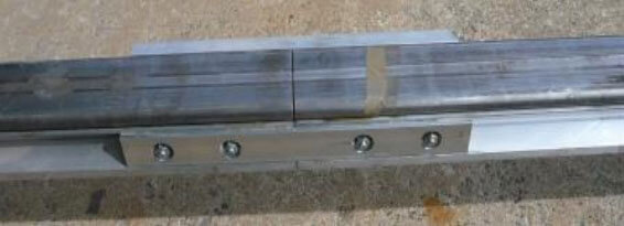 Top contact metro third rail