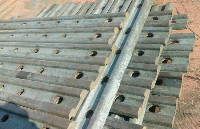 Types of rail joints